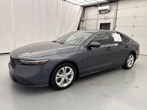 Used 2024 Honda Accord LX image 3