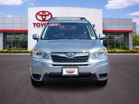 Used 2016 Subaru Forester 2.5i Premium w/ All-Weather Package AWD/4WD image 2