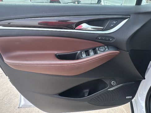 Used 2020 Buick Enclave Avenir w/ Avenir Technology Package image 12