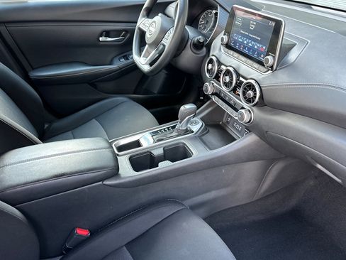 Used 2024 Nissan Sentra SV image 15