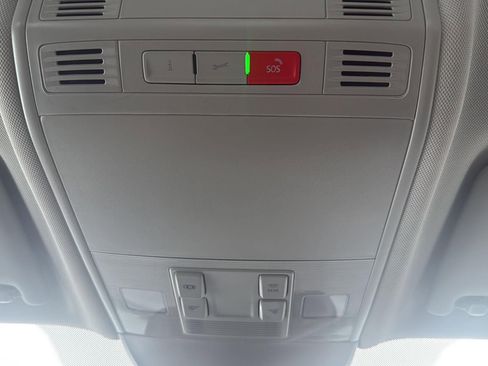 Used 2025 Volkswagen Taos S image 23