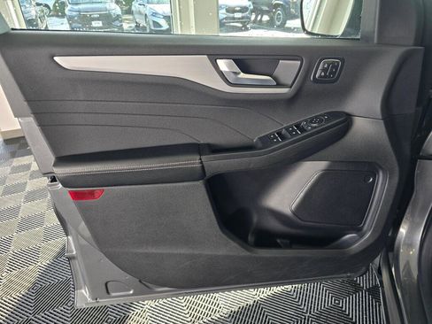 Used 2024 Ford Escape Platinum image 20