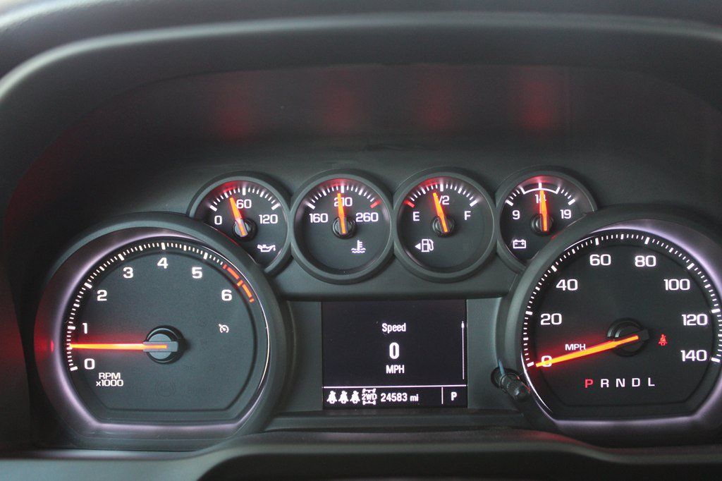 Used 2025 Chevrolet Silverado 2500 Custom w/ Custom Convenience Package AWD/4WD image 25