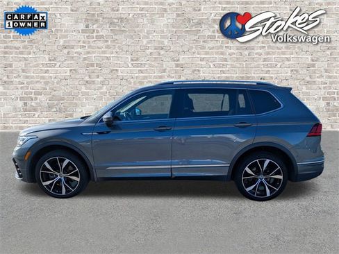 Certified 2024 Volkswagen Tiguan SEL R-Line image 7