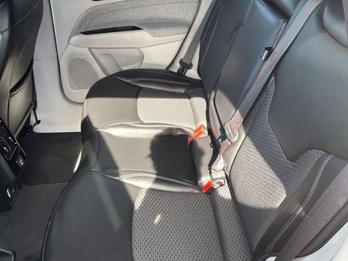 Used 2024 Jeep Compass Latitude image 13