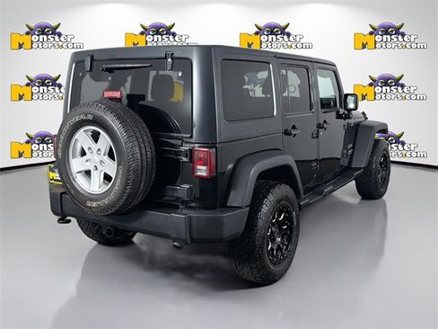 Used 2016 Jeep Wrangler Unlimited Sport w/ Dual Top Group image 5