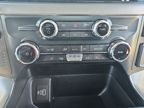 New 2025 Ford F150 Lightning XLT image 20