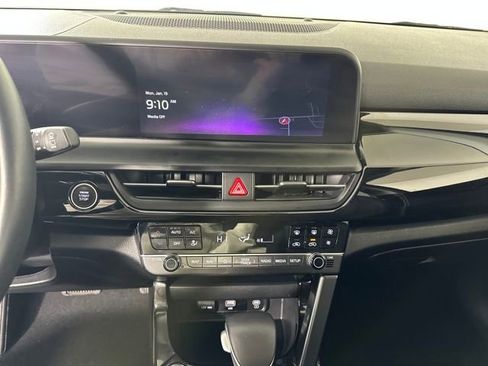 Used 2024 Kia Seltos S image 19