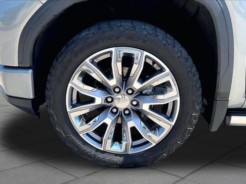 Used 2023 GMC Sierra 1500 Denali w/ Denali Reserve Package AWD/4WD image 11