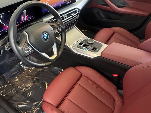 Certified 2023 BMW i4 eDrive35 RWD image 4