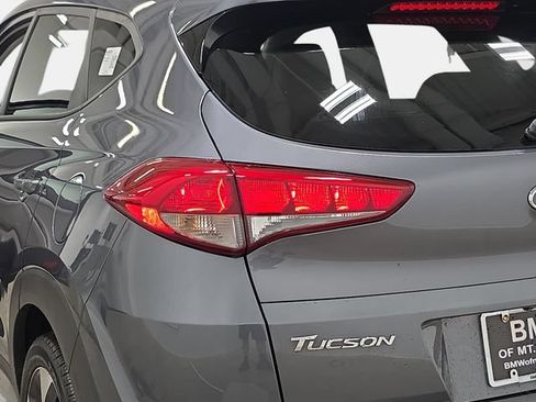 Used 2017 Hyundai Tucson Sport w/ Cargo Package FWD image 33
