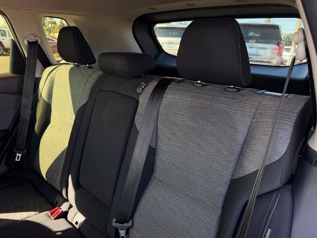 Certified 2023 Nissan Rogue SV FWD image 11