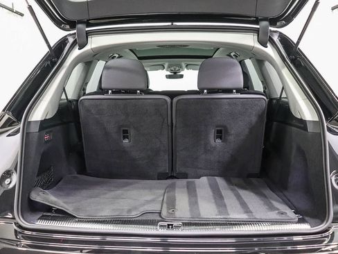 Used 2024 Audi Q7 2.0T Premium w/ Convenience Package AWD/4WD image 28