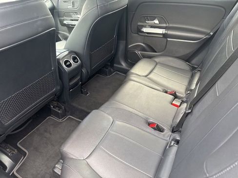 Certified 2021 Mercedes-Benz GLB 250 image 12