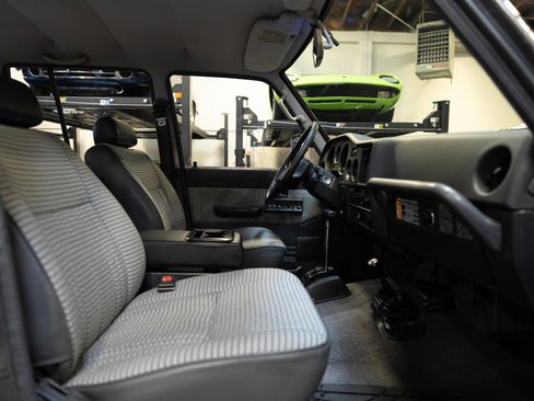 Used 1989 Toyota Land Cruiser image 75