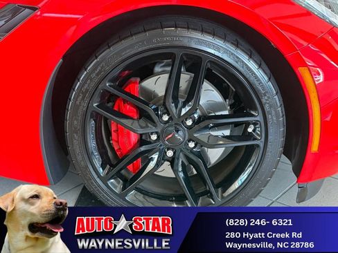 Used 2018 Chevrolet Corvette Stingray Coupe w/ Battery Protection Package RWD image 32