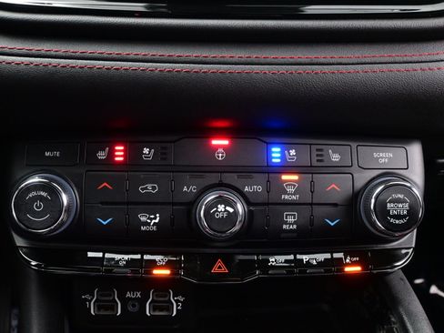 Used 2024 Dodge Durango R/T AWD/4WD image 24