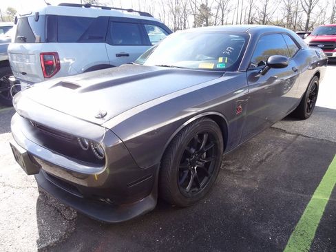 Used 2021 Dodge Challenger R/T Scat Pack w/ T/A Package image 3