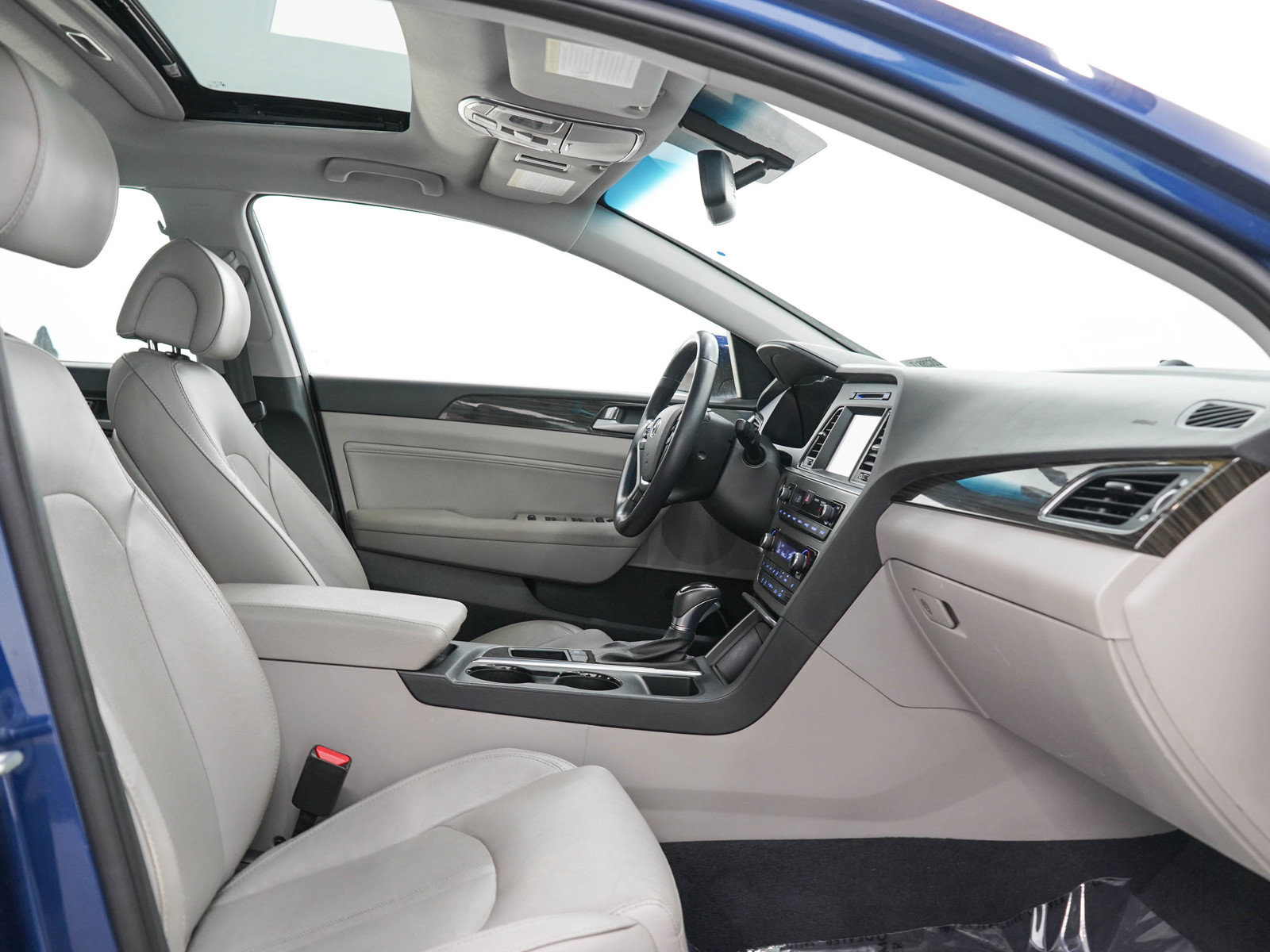 Used 2017 Hyundai Sonata Limited FWD image 11