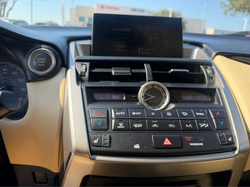 Used 2015 Lexus NX 200t FWD image 24