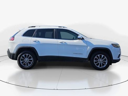 Used 2019 Jeep Cherokee Latitude Plus image 8