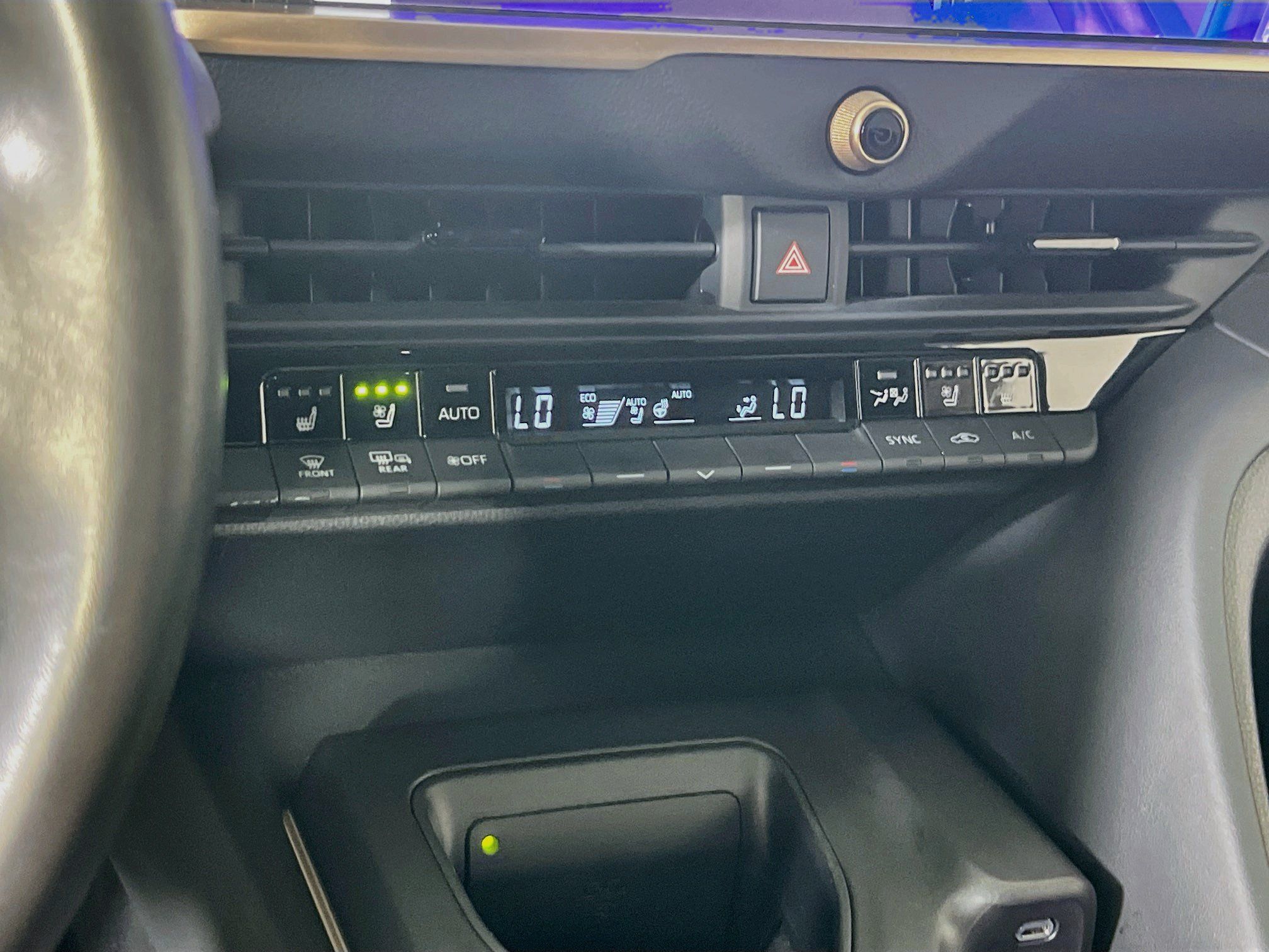 Used 2023 Toyota Crown AWD/4WD image 15
