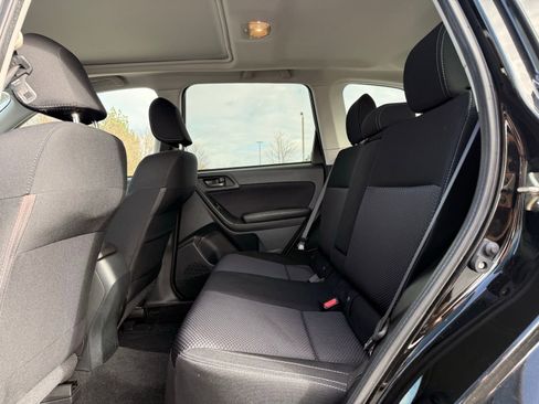 Used 2017 Subaru Forester 2.5i Premium w/ All-Weather Package image 27