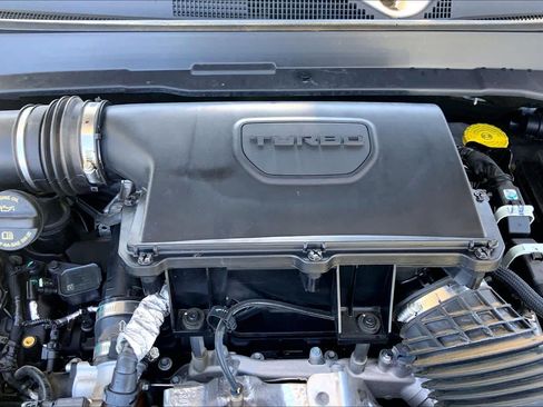 Used 2023 Jeep Compass Latitude AWD/4WD image 32