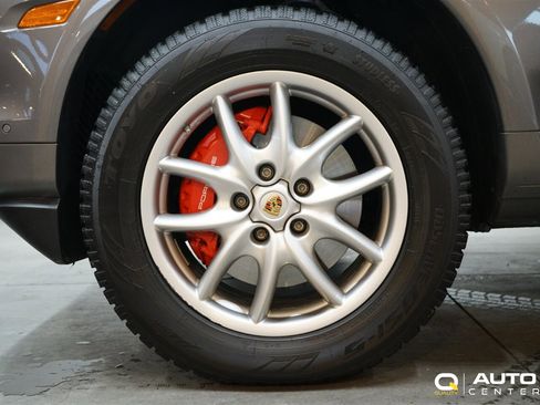 Used 2008 Porsche Cayenne Turbo image 8