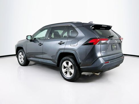 Used 2019 Toyota RAV4 XLE image 5