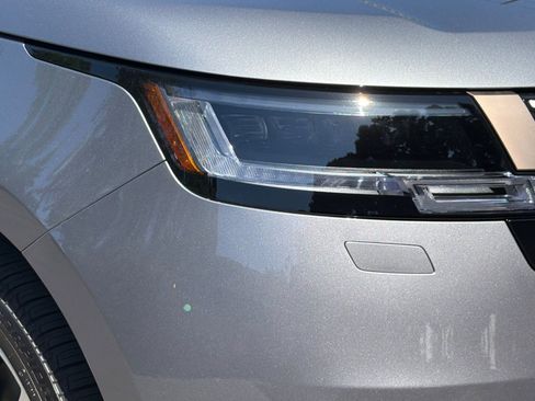 New 2026 Land Rover Range Rover SV AWD/4WD image 11