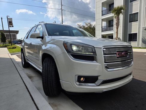 Used 2014 GMC Acadia Denali image 4