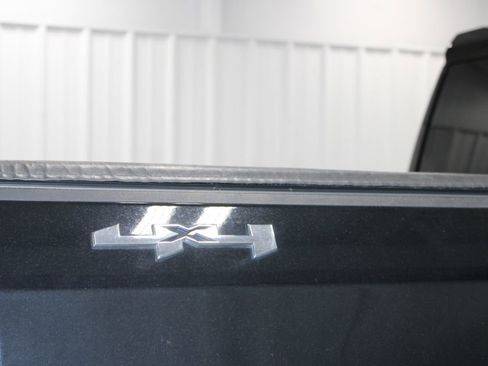 Used 2023 GMC Sierra 1500 Elevation image 12