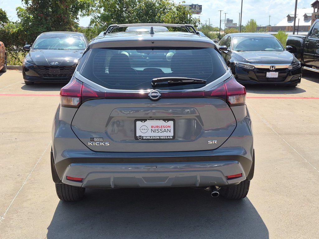 Certified 2023 Nissan Kicks SR w/ SR Premium Package FWD image 3