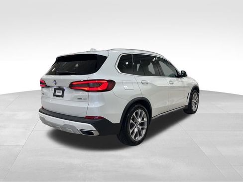 Used 2022 BMW X5 xDrive40i w/ Premium Package image 16