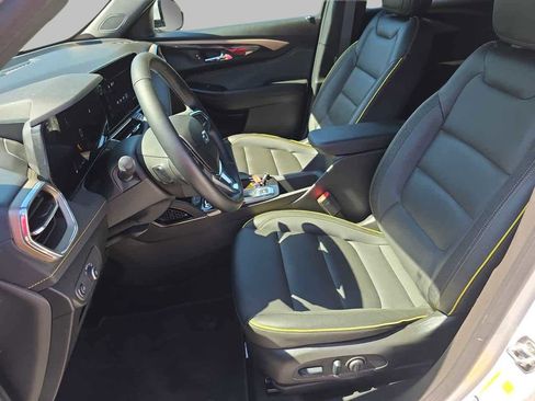 Used 2025 Chevrolet TrailBlazer ACTIV w/ Convenience Package image 18