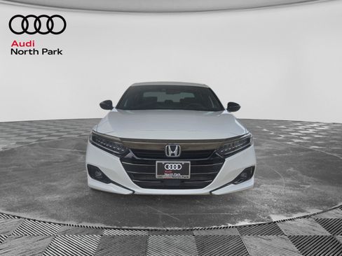 Used 2022 Honda Accord Sport image 8