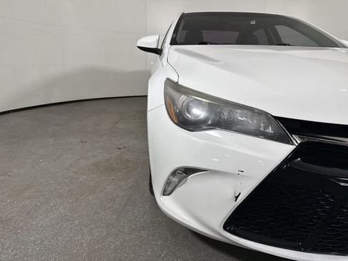 Used 2017 Toyota Camry SE image 27