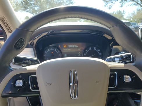 Used 2020 Lincoln Corsair FWD image 23