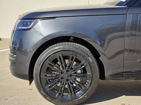 New 2026 Land Rover Range Rover SE image 6