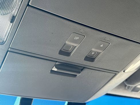 Used 2012 Toyota Tundra Limited image 26