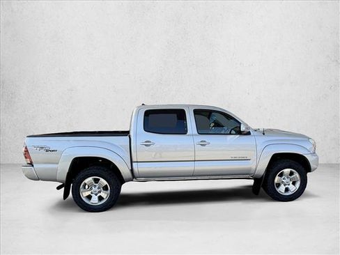 Used 2012 Toyota Tacoma 4x4 Double Cab w/ TRD Sport Pkg image 6