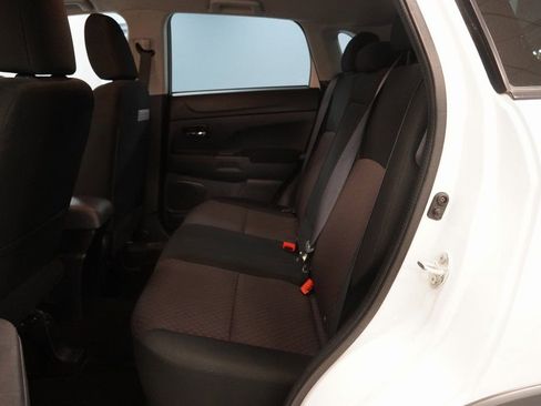 Used 2017 Mitsubishi Outlander Sport ES image 24