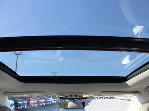 Used 2019 Subaru Ascent Limited w/ Popular Package #2 image 21