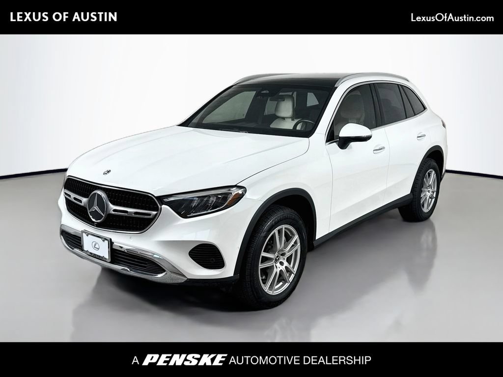 Used 2023 Mercedes-Benz GLC 300 4MATIC image 1