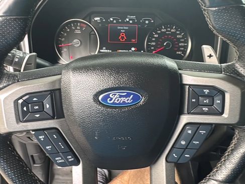 Used 2017 Ford F150 Raptor w/ Equipment Group 802A Luxury AWD/4WD image 16