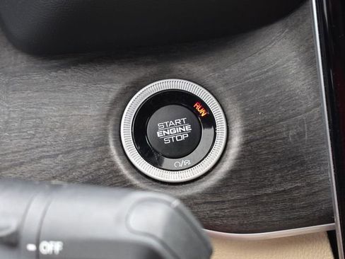 Used 2023 Jeep Grand Cherokee L Limited image 35