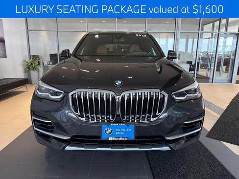 Used 2023 BMW X5 xDrive40i w/ Luxury Seating Package AWD/4WD image 3