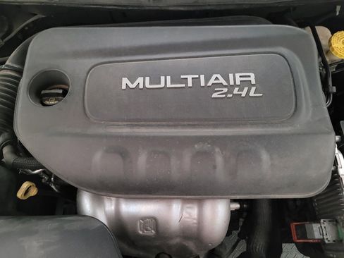 Used 2015 Jeep Cherokee Latitude FWD image 30