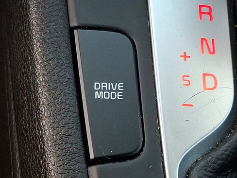 Used 2023 Kia Forte LXS image 23